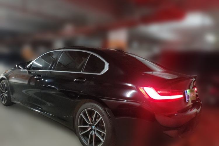 Used BMW 3 Series 2021 Facelifted 320Li M Sport Package Rear Left 45 Deg
