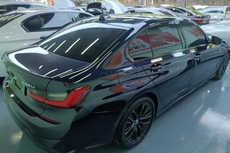 Used BMW 3 Series 2021 Second Facelift 325Li M Sport Night Edition Package Rear Right 45 Deg