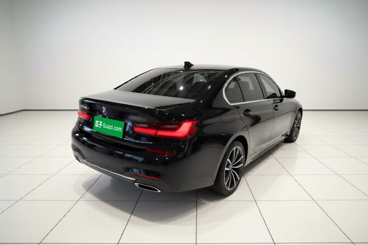 Used BMW 3 Series 2021 Second Facelift 325Li M Sport Package Rear Right 45 Deg