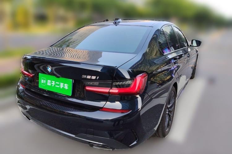 Used BMW 3 Series 2021 325i M Sport Night Edition package Rear Right 45 Deg