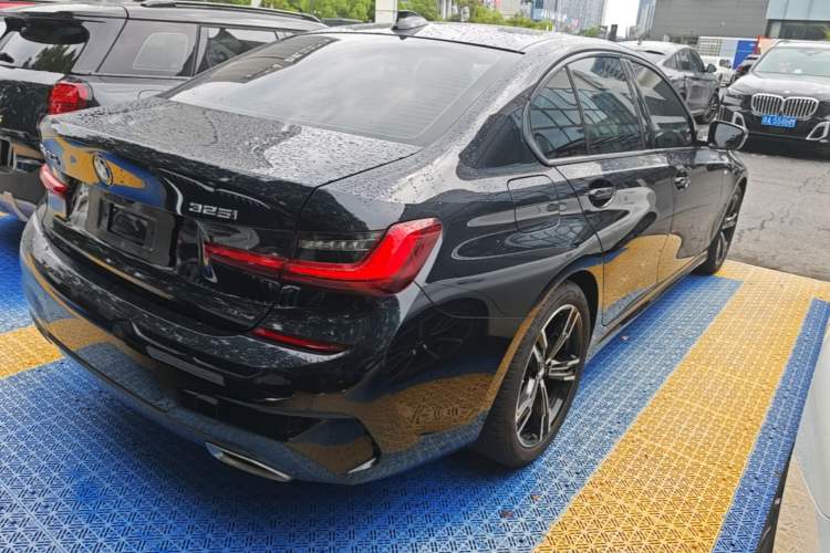 Used BMW 3 Series 2021 Restyled 325i M Sport Package Rear Right 45 Deg