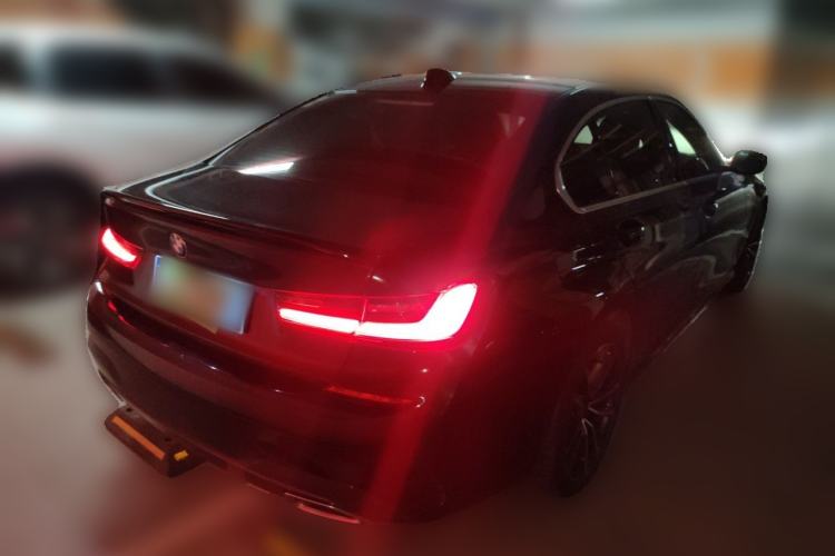 Used BMW 3 Series 2021 Facelifted 320Li M Sport Package Rear Right 45 Deg