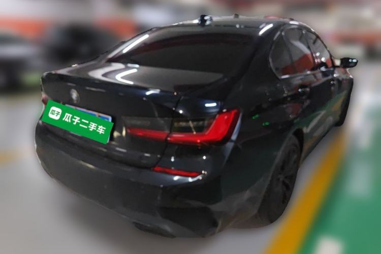 Used BMW 3 Series 2021 325i M Sport Night Edition package Rear Right 45 Deg