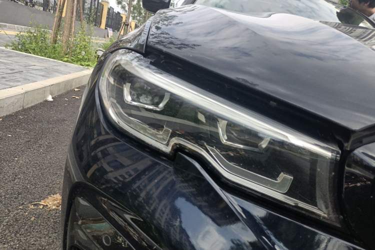 Used BMW 3 Series 2021 Restyled 325i M Sport Package Right Front Headlight