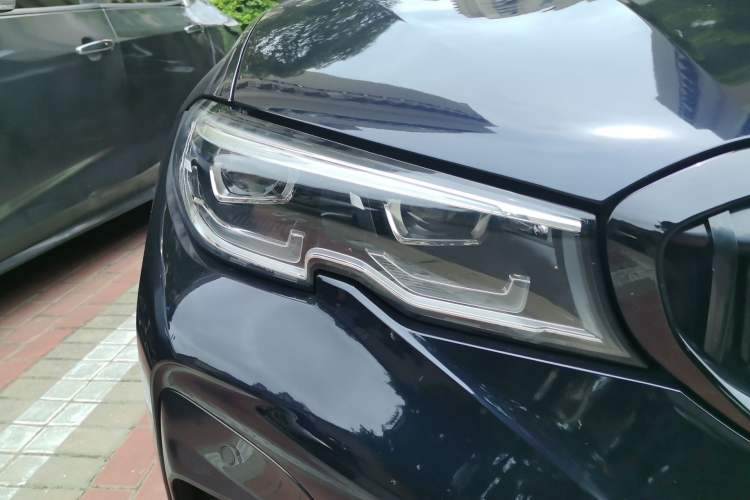 Used BMW 3 Series 2021 Restyled 325Li M Sport Package Right Front Headlight