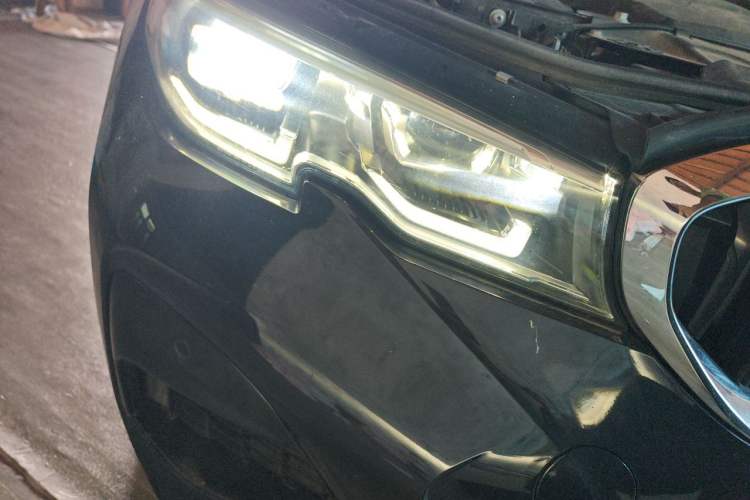 Used BMW 3 Series 2021 Restyled 325Li M Sport Package Right Front Headlight