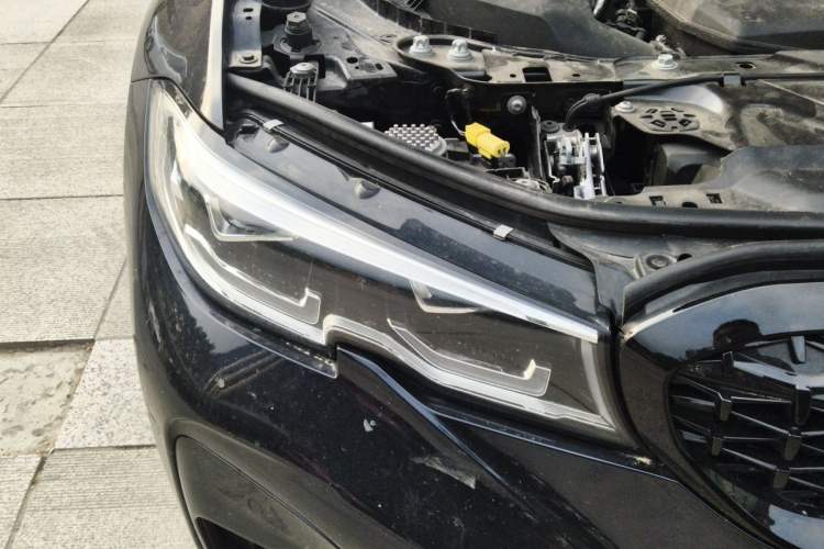 Used BMW 3 Series 2021 Restyled 325Li M Sport Package Right Front Headlight
