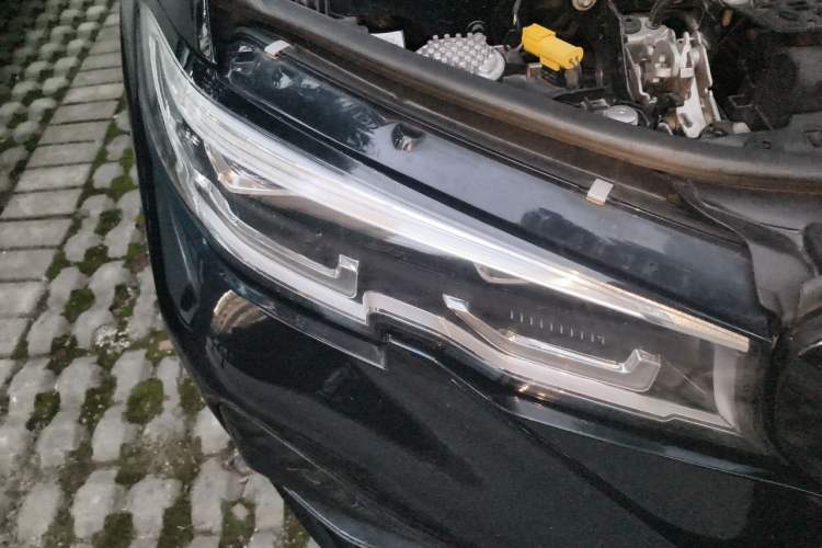 Used BMW 3 Series 2021 330i M Sport Night Edition Right Front Headlight