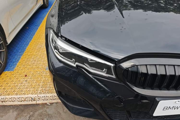Used BMW 3 Series 2021 Restyled 325i M Sport Package Right Front Headlight