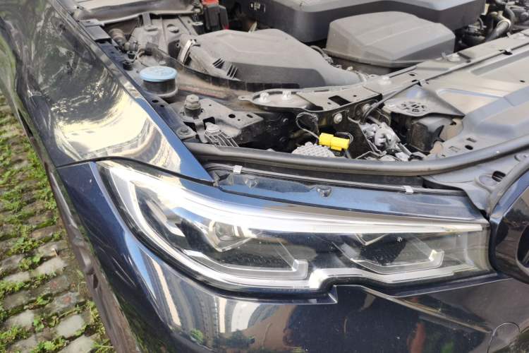 Used BMW 3 Series 2021 330Li xDrive M Sport Night Edition Right Front Headlight