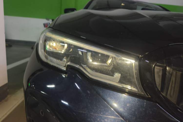Used BMW 3 Series 2021 Second Facelift 325i M Sport Night Edition Package Right Front Headlight