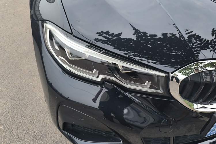 Used BMW 3 Series 2021 Restyled 325Li M Sport Package Right Front Headlight