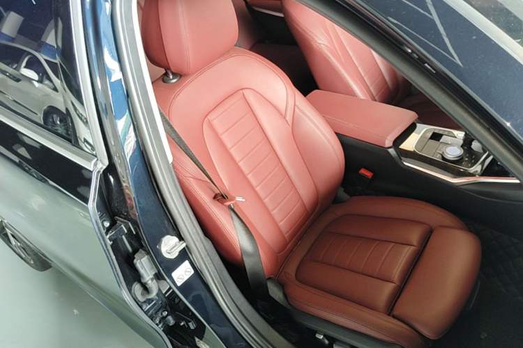 Used BMW 3 Series 2021 Second Facelift 325Li M Sport Package Right Front Seat
