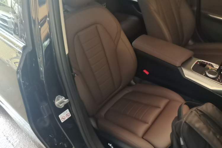 Used BMW 3 Series 2021 325Li M Sport Shadowline Package Right Front Seat