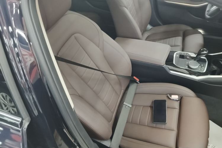 Used BMW 3 Series 2021 320Li M Sport Package Right Front Seat