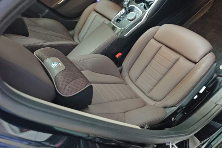 Used BMW 3 Series 2021 Restyled 325Li M Sport Package Right Front Seat