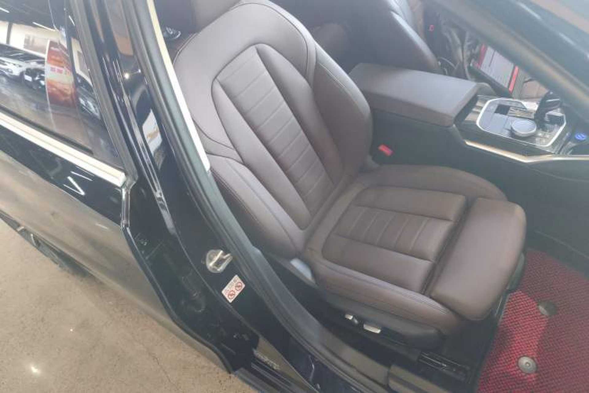 Used BMW 3 Series 2021 Second Facelift 325Li M Sport Package Right Front Seat