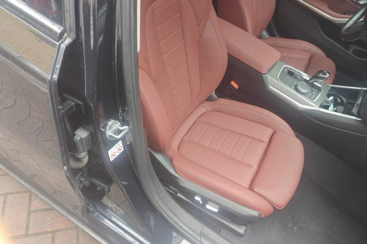 Used BMW 3 Series 2021 330Li xDrive M Sport Night Edition Right Front Seat