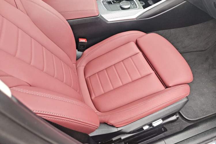 Used BMW 3 Series 2021 325i M Sport Night Edition package Right Front Seat