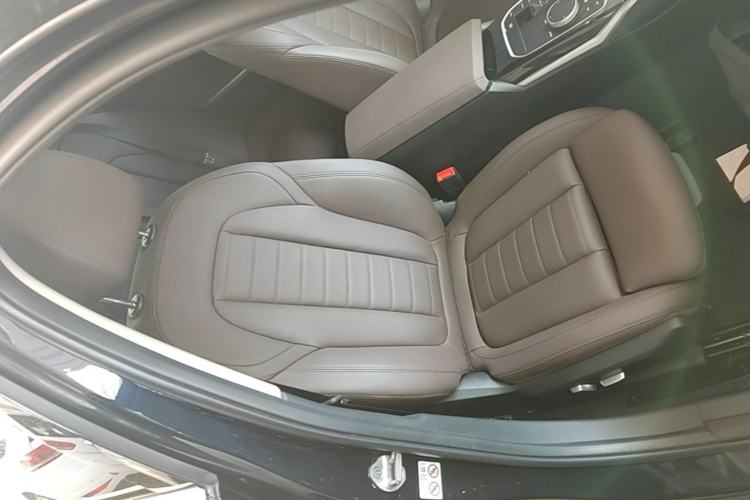 Used BMW 3 Series 2021 Facelifted 320Li M Sport Package Right Front Seat