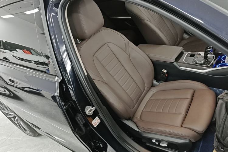 Used BMW 3 Series 2021 Second Facelift 325Li M Sport Package Right Front Seat