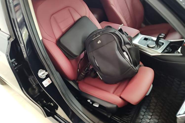 Used BMW 3 Series 2021 Facelifted 325Li M Sport Night Edition Package Right Front Seat