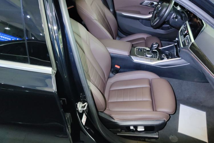 Used BMW 3 Series 2021 325Li M Sport Package Right Front Seat