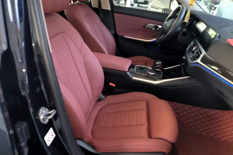 Used BMW 3 Series 2021 Second Facelift 325Li M Sport Package Right Front Seat