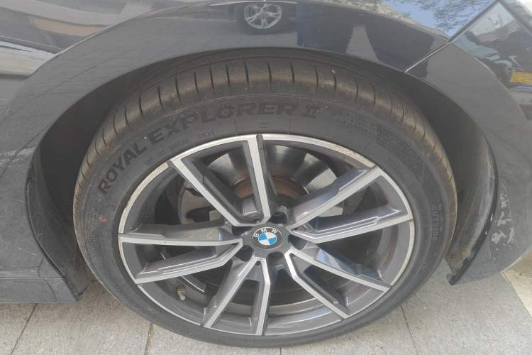 Used BMW 3 Series 2021 Facelifted 320Li M Sport Package Right Front Wheel Hub