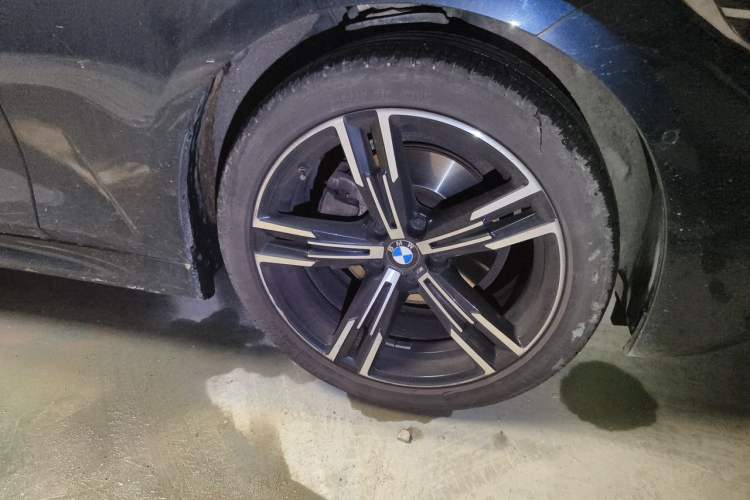 Used BMW 3 Series 2021 Facelifted 325Li M Sport Night Edition Package Right Front Wheel Hub