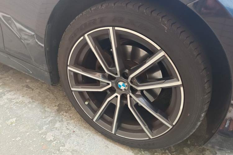 Used BMW 3 Series 2021 Facelifted 320Li M Sport Package Right Front Wheel Hub