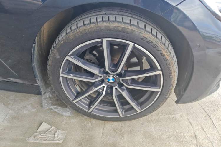 Used BMW 3 Series 2021 Restyled 325Li M Sport Package Right Front Wheel Hub