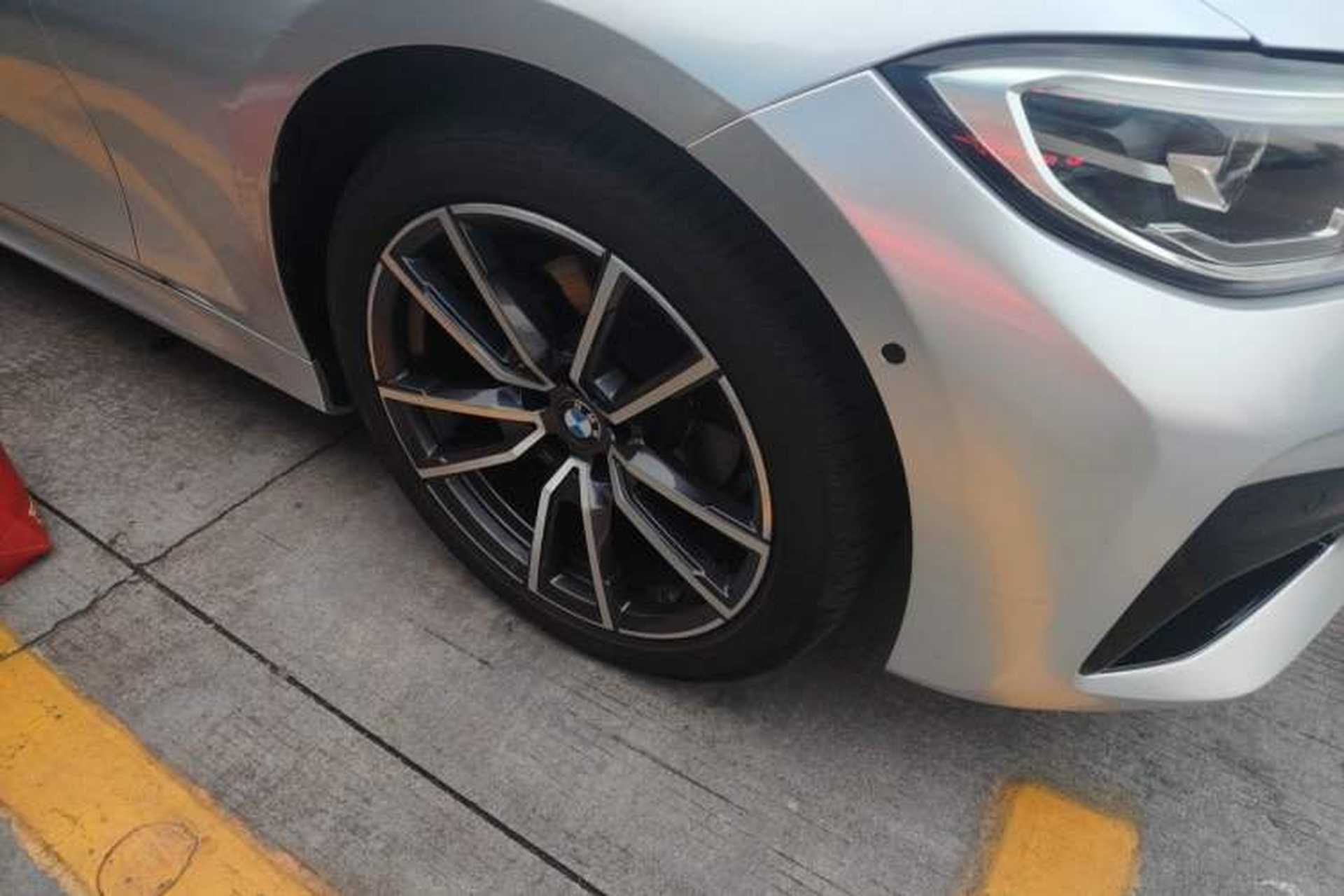 Used BMW 3 Series 2021 Restyled 325Li M Sport Package Right Front Wheel Hub