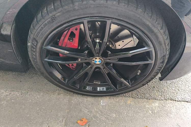 Used BMW 3 Series 2021 330i M Sport Night Edition Right Front Wheel Hub