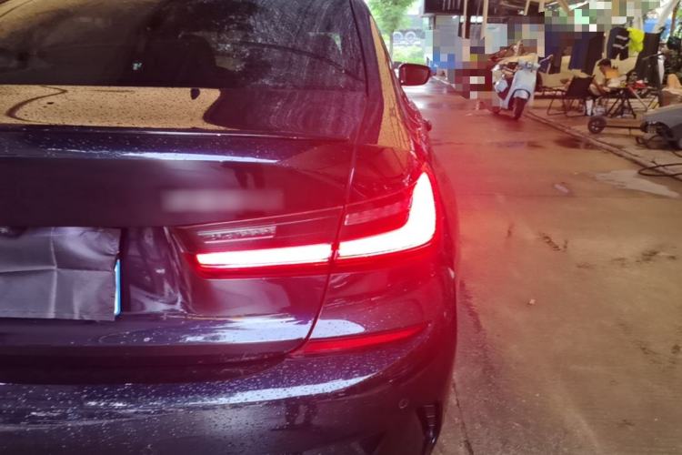 Used BMW 3 Series 2021 325Li M Sport Shadowline Package Right Rear Taillight