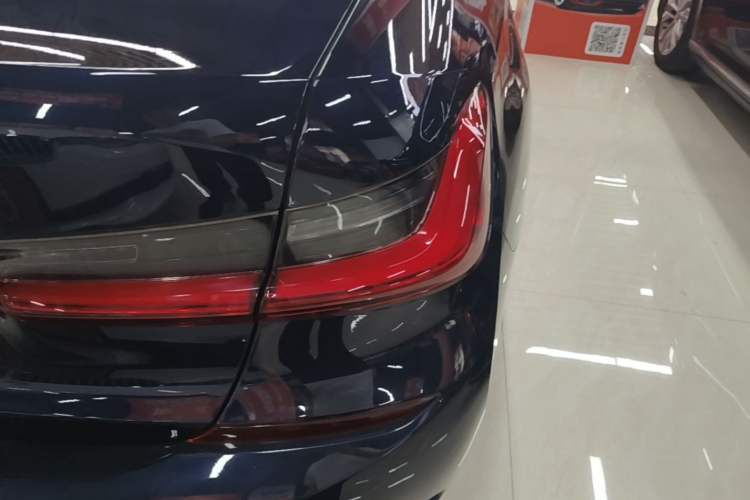 Used BMW 3 Series 2021 320Li M Sport Package Right Rear Taillight