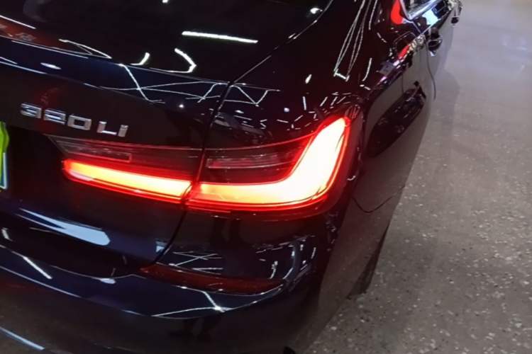 Used BMW 3 Series 2021 320Li M Sport Package Right Rear Taillight