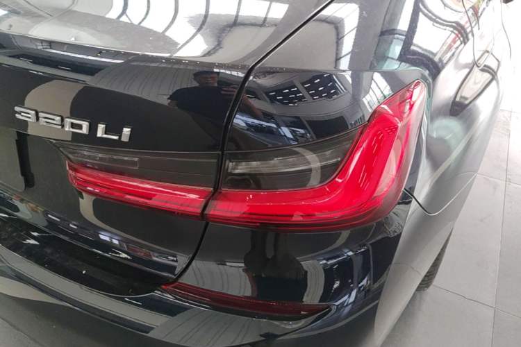 Used BMW 3 Series 2021 Facelifted 320Li M Sport Package Right Rear Taillight