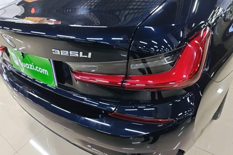 Used BMW 3 Series 2021 325Li xDrive M Sport Package Right Rear Taillight