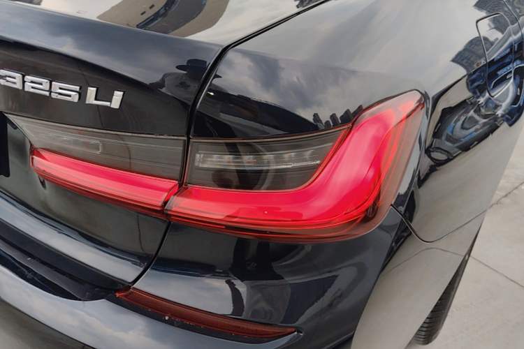 Used BMW 3 Series 2021 Restyled 325Li M Sport Package Right Rear Taillight