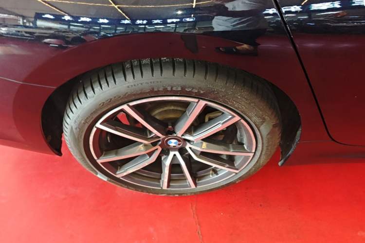 Used BMW 3 Series 2021 Restyled 325Li M Sport Package Right Rear Wheel Hub