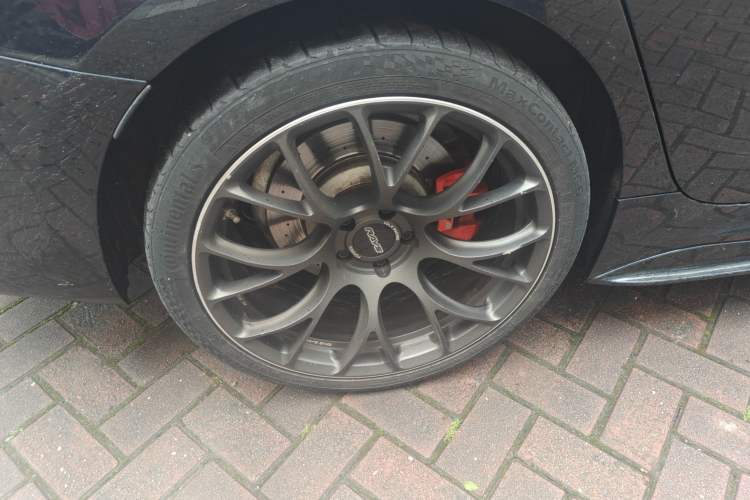 Used BMW 3 Series 2021 330Li xDrive M Sport Night Edition Right Rear Wheel Hub