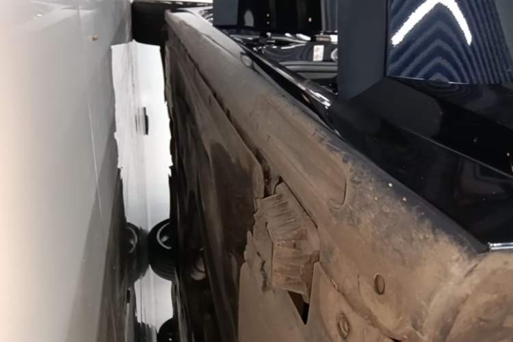 Used BMW 3 Series 2021 Second Facelift 325Li M Sport Package Right Side Sill