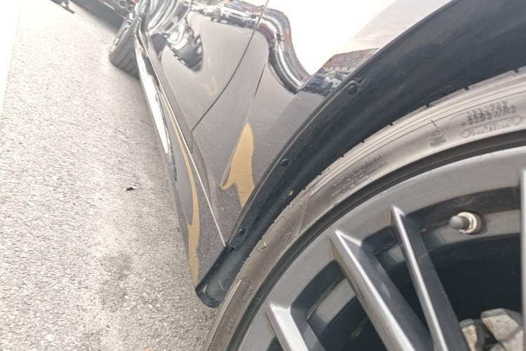 Used BMW 3 Series 2021 325i M Sport Night Edition package Right Side Sill