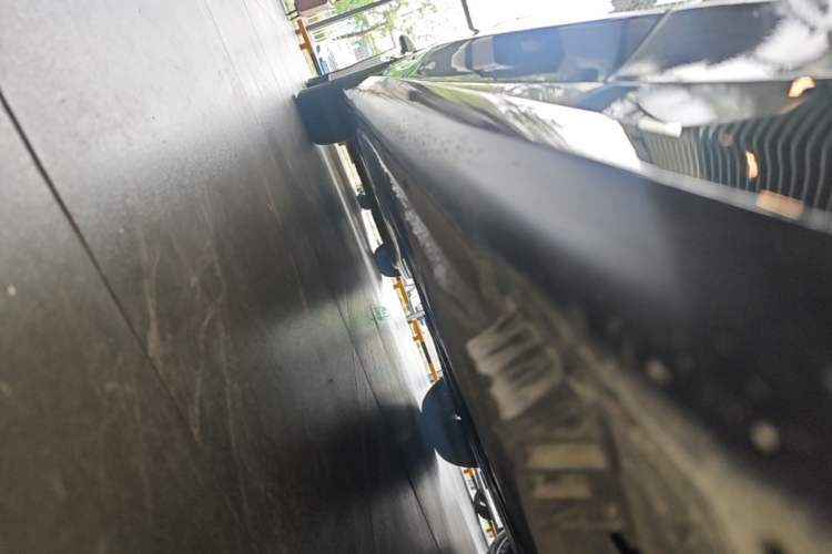 Used BMW 3 Series 2021 Facelifted 320Li M Sport Package Right Side Sill