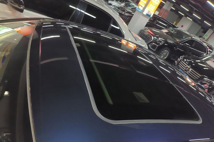 Used BMW 3 Series 2021 Second Facelift 325i M Sport Package Roof