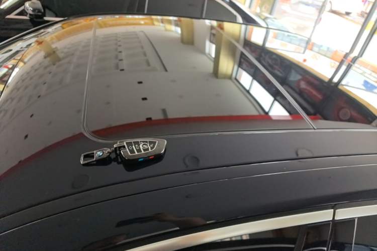 Used BMW 3 Series 2021 320Li M Sport Package Roof