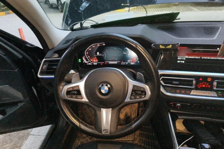 Used BMW 3 Series 2021 330i M Sport Night Edition Steering Wheel