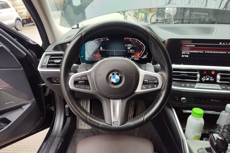 Used BMW 3 Series 2021 325i M Sport Night Edition package Steering Wheel