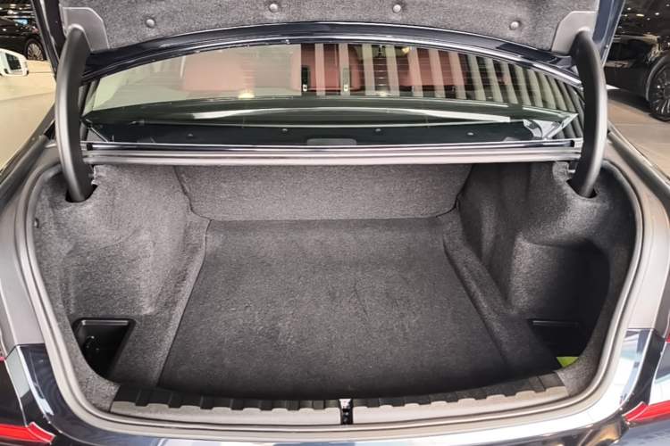 Used BMW 3 Series 2021 Restyled 325Li xDrive M Sport Package Trunk
